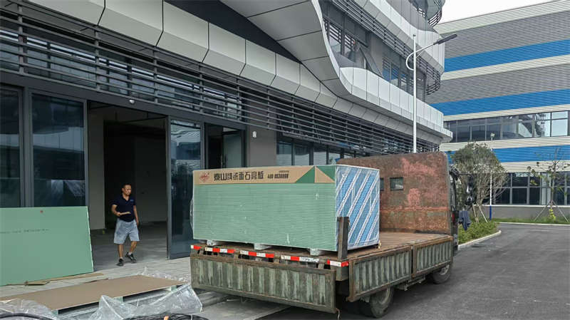 探班天思蚌埠4000平厂房办公楼装修工程施工现场